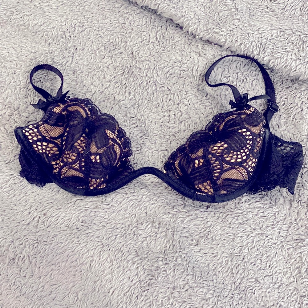 VS Bra